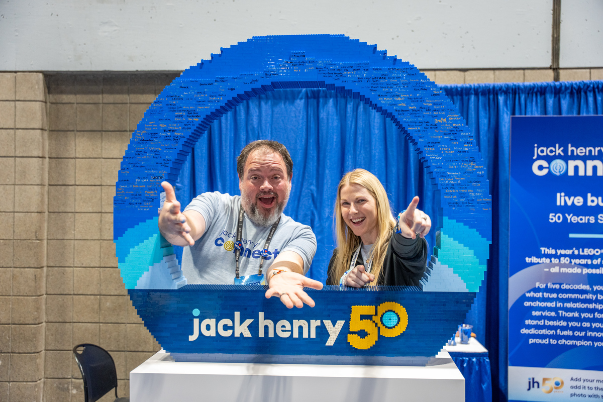 jh-connect-lego-build