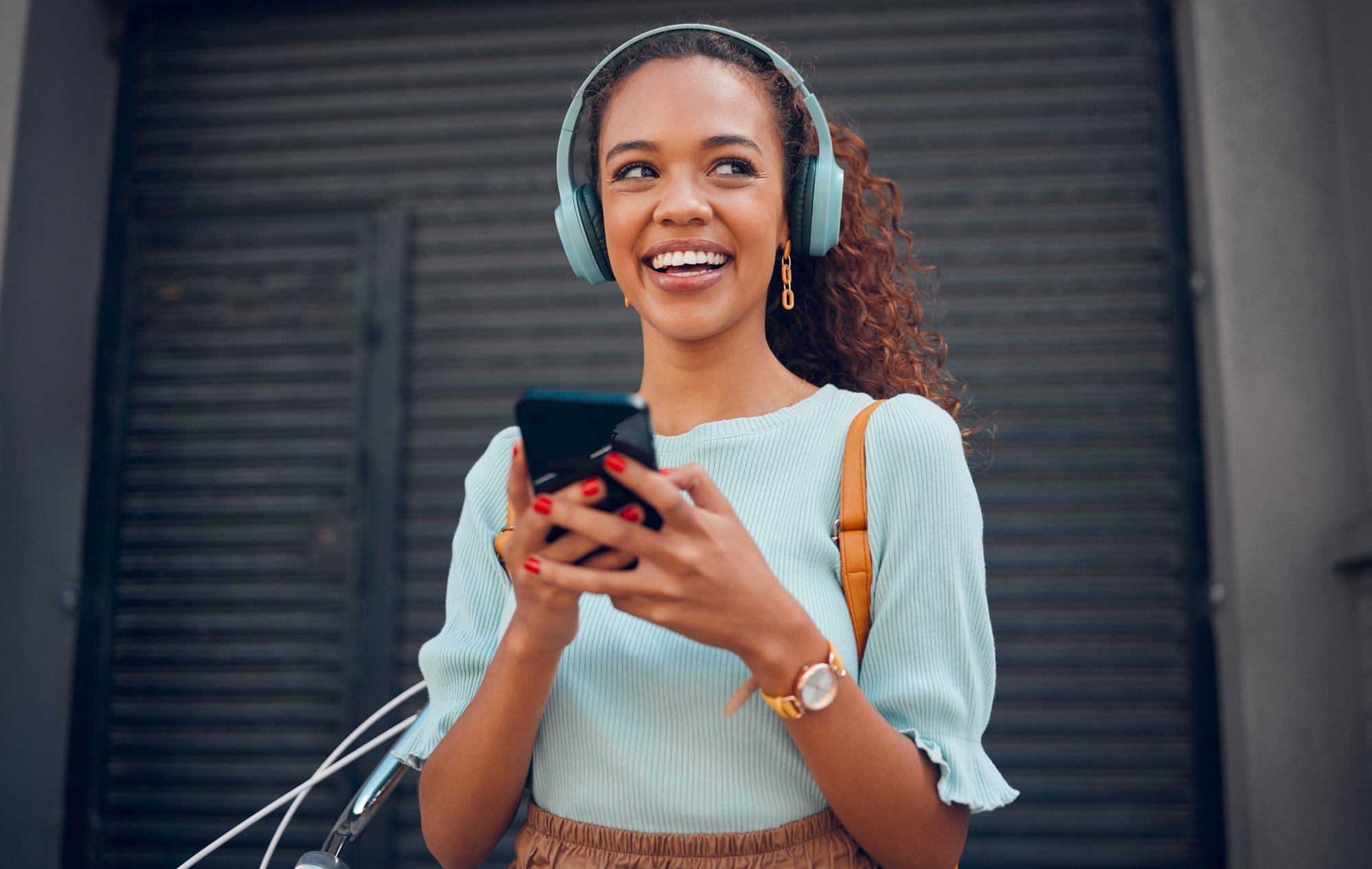 JH-Brand-DigitalFrontDoor-Asset2-Infographic-Attract-RDP-1420x900