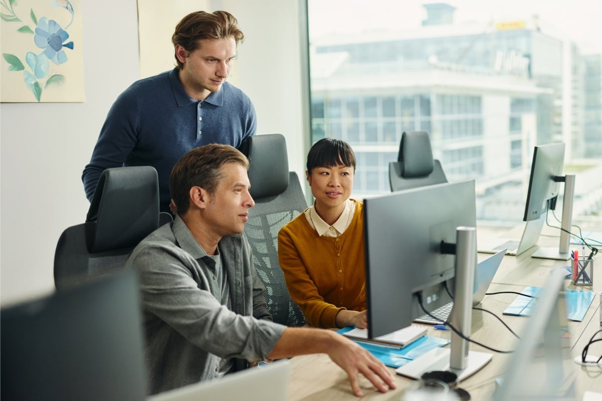 Team-learning-about-multi-vendor-risk image