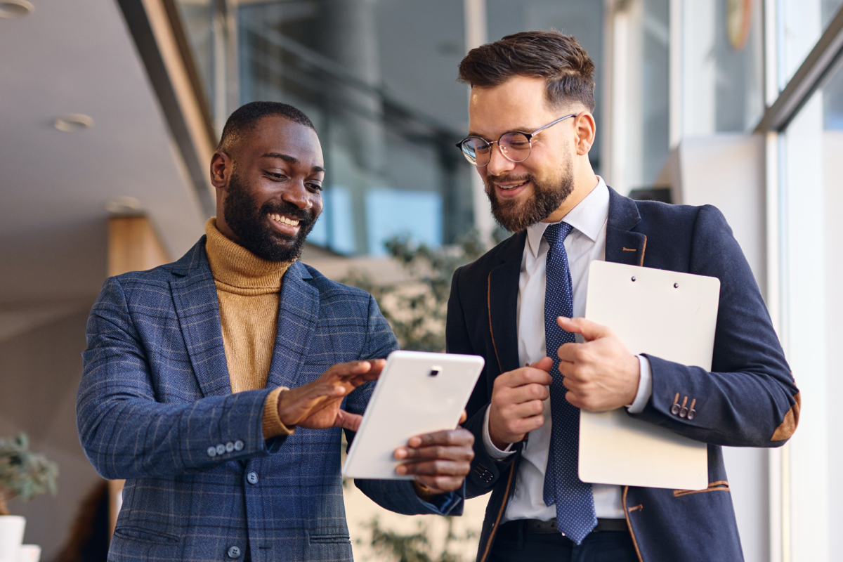 men-sending-an-instant-payment image